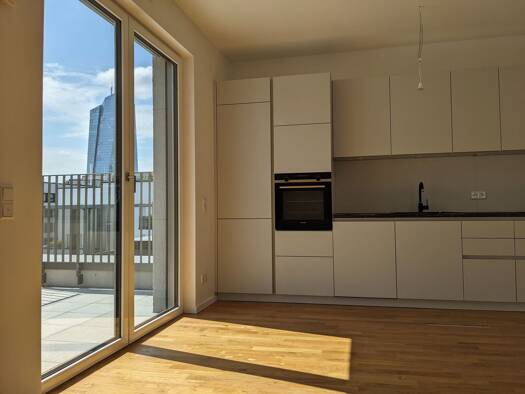 Penthouse zur Miete 1.680 € 2 Zimmer 68 m² Geschoss 5/6 frei ab 01.11.2025 Ferdinand-Happ-Straße Ostend Frankfurt am Main 60314
