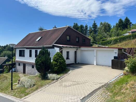 Haus zum Kauf 109.000 € 138 m² 2.006 m² Grundstück Deesbach 98744