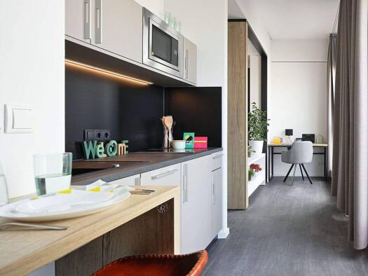 Studio zur Miete 751 € 1 Zimmer 21,8 m² 4. Geschoss frei ab 01.04.2026 Altenhöferallee 70 Kalbach-Riedberg Frankfurt am Main 60438