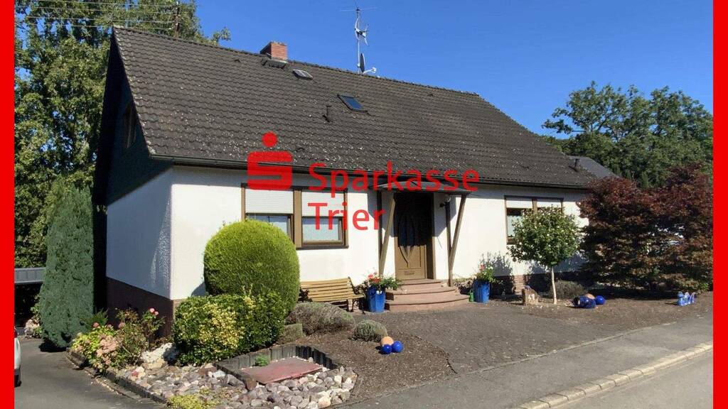 Immobilie in Wiltingen - Gepflegtes Einfamilienhaus mit Einliegerwohnung in guter Lage von Wiltingen - Bild 0