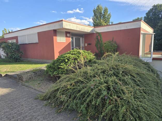 Bungalow zum Kauf 325.000 € 7 Zimmer 270 m² 950 m² Grundstück Rohrbach Sankt Ingbert 66386