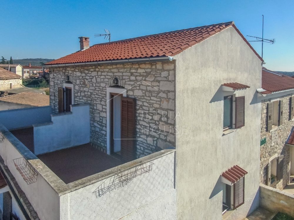 Haus zum Kauf 325.000 € 5 Zimmer 123 m²<br/>Wohnfläche 193 m²<br/>Grundstück Rovinj center 52210