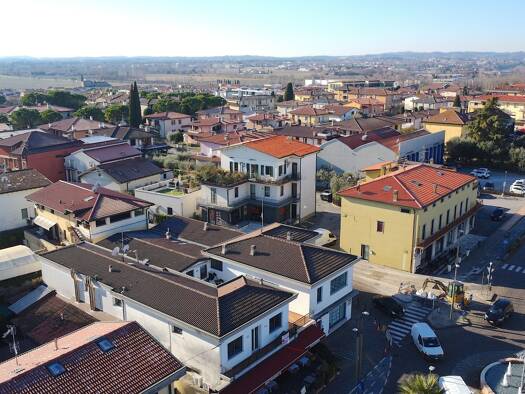 Wohnung zum Kauf 210.000 € 3 Zimmer 80 m² 1. Geschoss frei ab sofort via Verona 2 Sirmione 25019