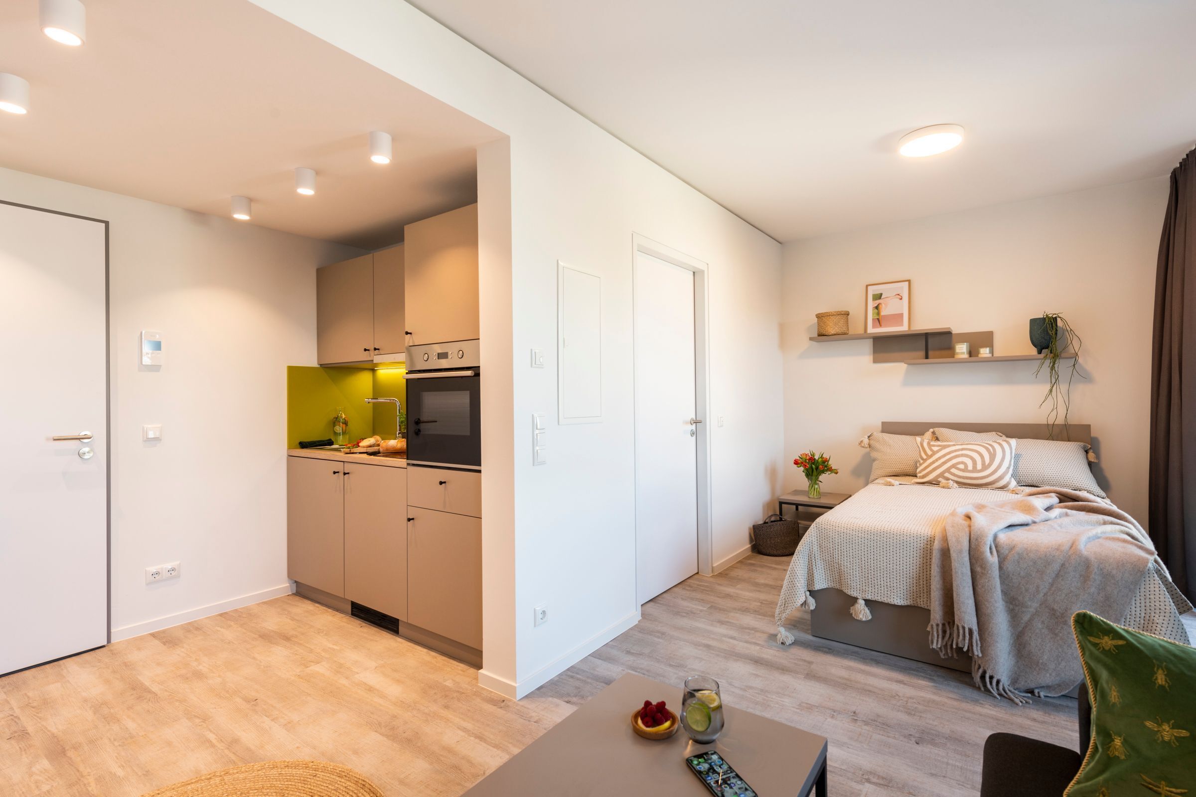 Wohnung zur Miete 707 € 1 Zimmer 29,7 m²<br/>Wohnfläche 3.<br/>Geschoss ab sofort<br/>Verfügbarkeit Himmelgeister Straße 270 Bilk Düsseldorf 40225