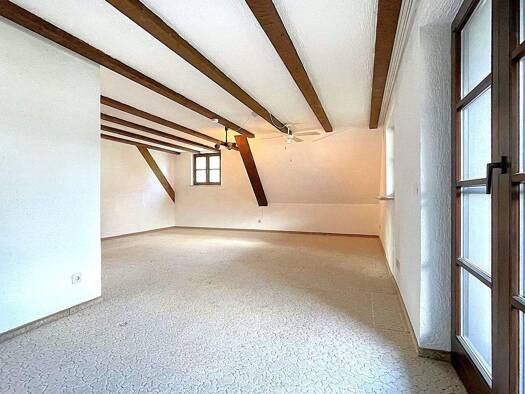 Wohnung zum Kauf 99.000 € 2,5 Zimmer 71,9 m² frei ab sofort Uttenhofen Tengen 78250