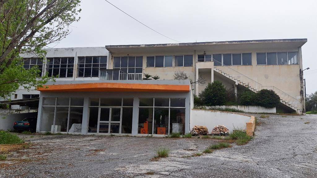 Studio zum Kauf 2.000.000 € 2.400 m² EG Attika