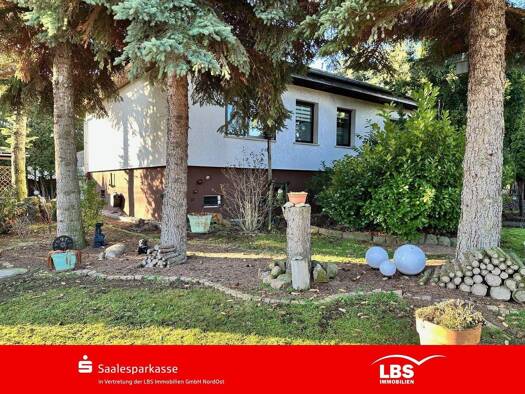 Einfamilienhaus zum Kauf 450.000 € 7 Zimmer 178 m² 1.000 m² Grundstück frei ab sofort Naundorf Kabelsketal 06184