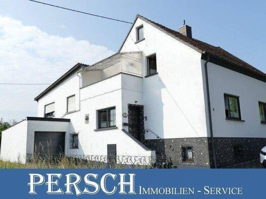 Einfamilienhaus zum Kauf 205.000 € 9 Zimmer 190 m² 2.121 m² Grundstück frei ab sofort Bliesen Sankt Wendel 66606