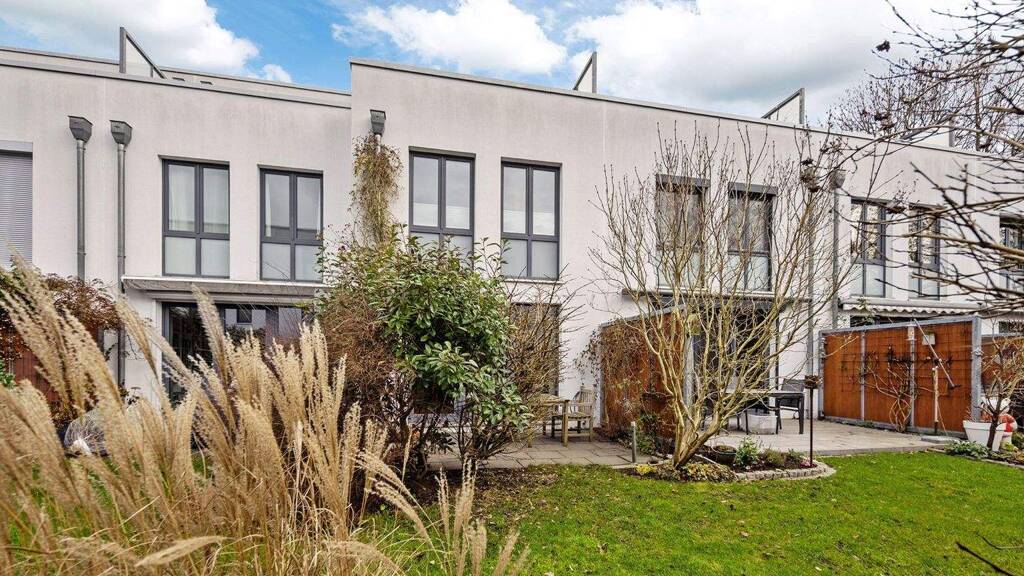 Reihenmittelhaus zum Kauf 695.000 € 3,5 Zimmer 112 m² 110 m² Grundstück Marienthal Hamburg / Marienthal 22043