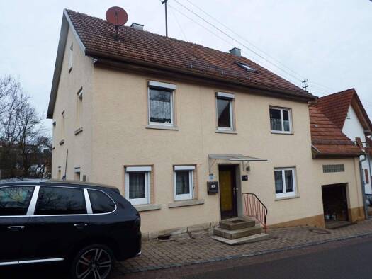 Einfamilienhaus zum Kauf 219.000 € 7 Zimmer 150 m² 1.424 m² Grundstück Bodelshausen 72411