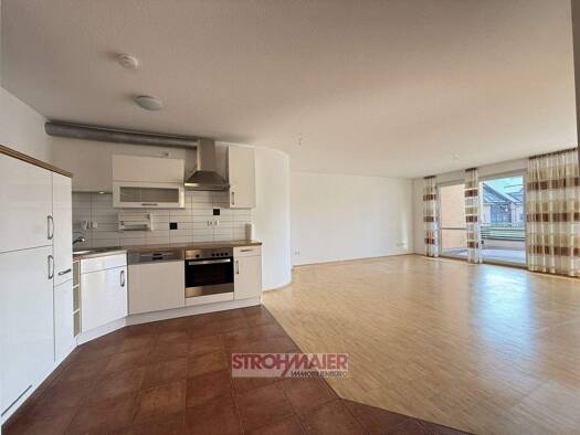 Wohnung zur Miete 800 € 2,5 Zimmer 80,5 m² 1. Geschoss Hersbruck 91217