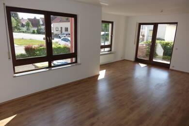 Wohnung zur Miete 690 € 78 m² Kohlhof Neunkirchen/Saar 66539