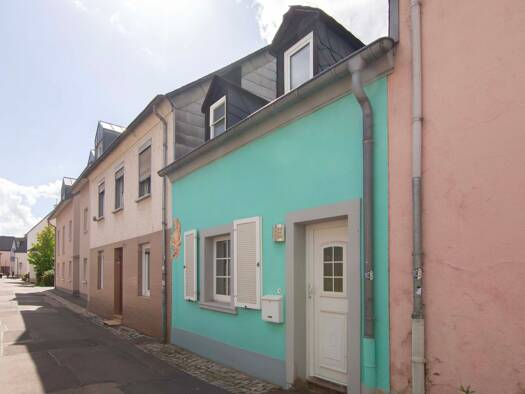 Haus zum Kauf 250.000 € 2 Zimmer 68 m² 55 m² Grundstück frei ab sofort Trier-Nord Trier 54292