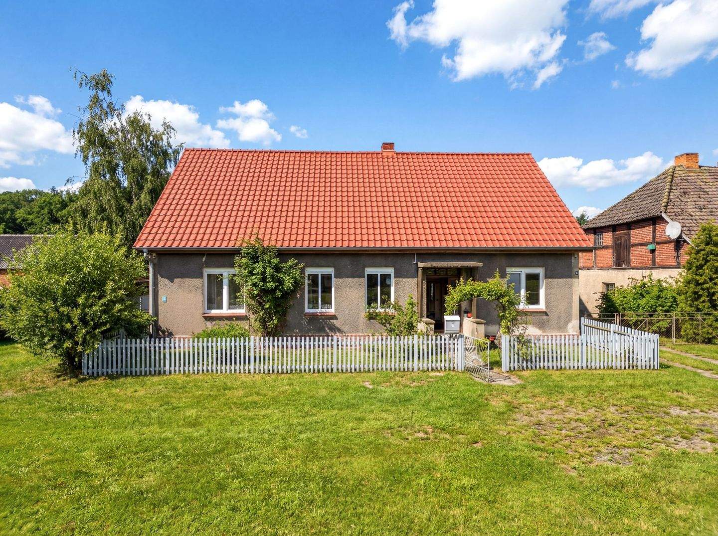 Immobilie in Kreien - Ihr neues Zuhause im Grünen - Wohnen mit Stil und Ruhe - Bild 0