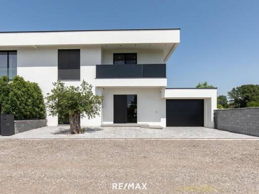 Einfamilienhaus zum Kauf 980.000 € 5 Zimmer 204 m² 460 m² Grundstück Parndorf 7111