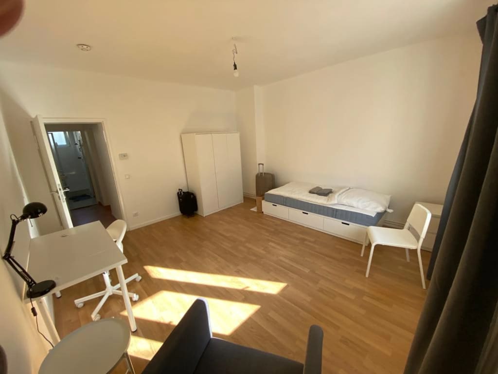 Wohnung zur Miete Wohnen auf Zeit 770 € 1 Zimmer 19 m²<br/>Wohnfläche 16.04.2025<br/>Verfügbarkeit Kaiser-Friedrich Straße Charlottenburg Berlin 10585