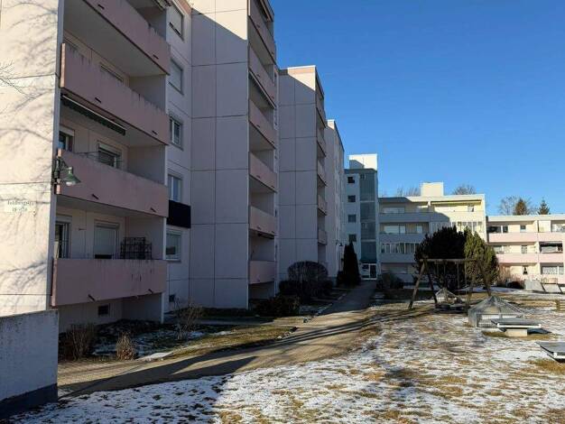 Wohnung zum Kauf 169.000 € 3 Zimmer 92,2 m² frei ab sofort Stadtgebiet Sankt Georgen im Schwarzwald 78112