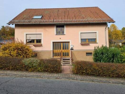 Einfamilienhaus zum Kauf 299.000 € 4 Zimmer 165 m² 784 m² Grundstück frei ab sofort Bexbach 66450