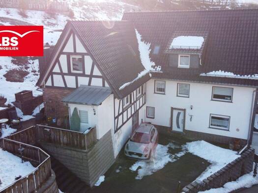 Mehrfamilienhaus zum Kauf 229.000 € 9 Zimmer 249 m² 701 m² Grundstück Girkhausen Bad Berleburg 57319
