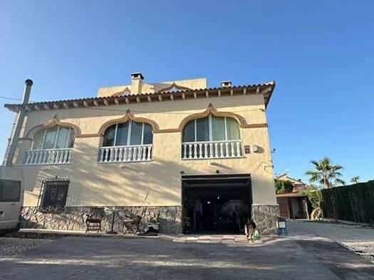 Chalet zum Kauf 420.000 € 6 Zimmer 400 m² Almoradí Almoradí 03179
