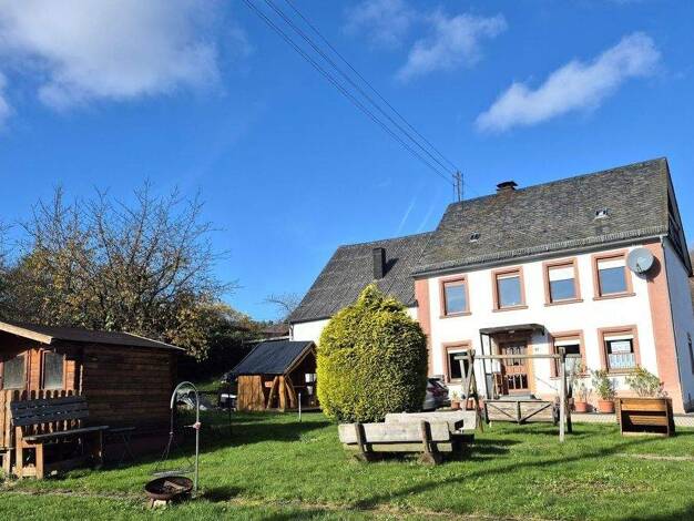 Einfamilienhaus zum Kauf 140.000 € 5 Zimmer 150,4 m² 1.350 m² Grundstück Elzerath Morbach / Elzerath 54497