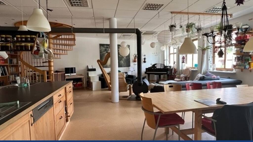 Einfamilienhaus zum Kauf provisionsfrei 399.000 € 11 Zimmer 320 m² 461 m² Grundstück Burg Stargard 17094