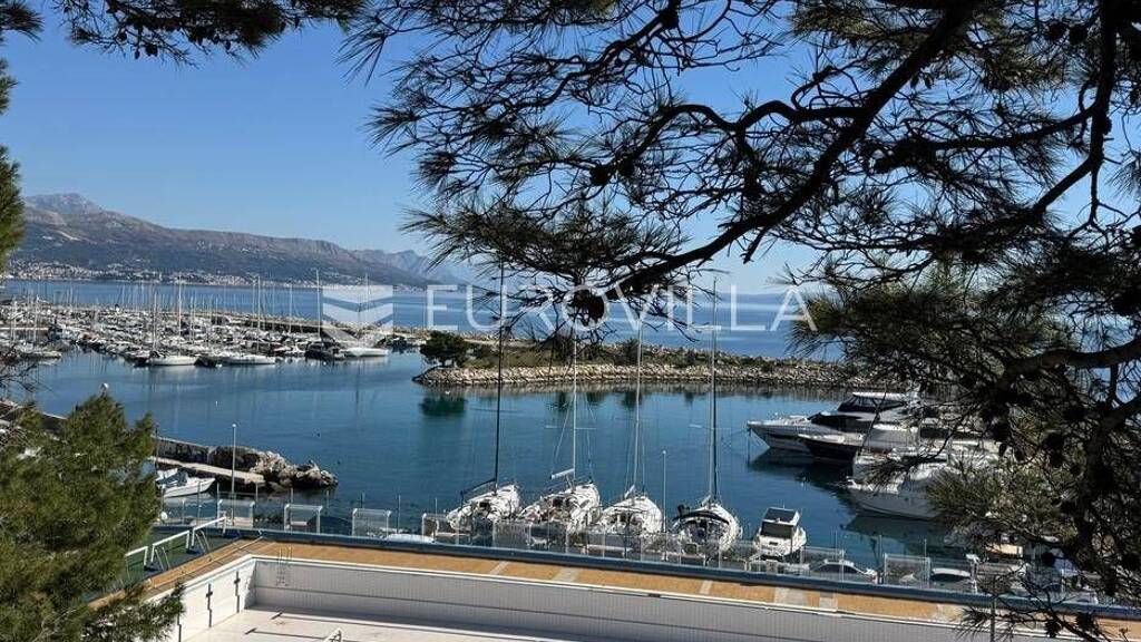 Land-/Forstwirtschaft zum Kauf 3.730.000 € Grad Grad - Meje 21000