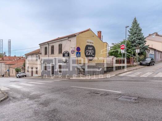 Einfamilienhaus zum Kauf 370.000 € 3 Zimmer 245 m² 164 m² Grundstück Pula 52100