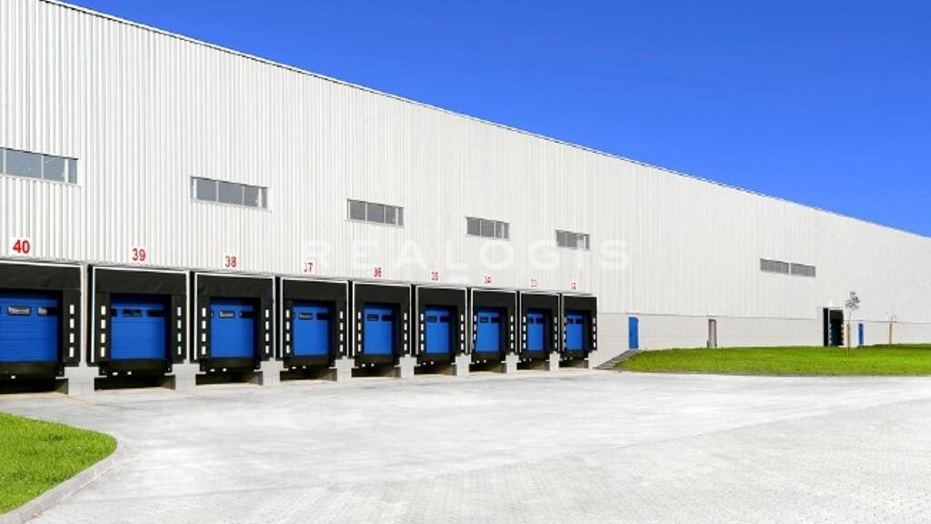 Halle/Industriefläche zur Miete 17.000 m² Lagerfläche teilbar ab 8.500 m² Schierstein Wiesbaden 65201