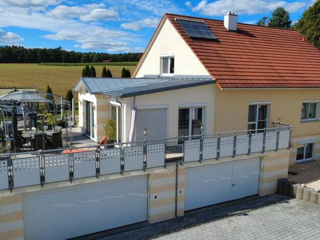 Einfamilienhaus zum Kauf provisionsfrei 670.000 € 8 Zimmer 168 m² 820 m² Grundstück Alemannenweg 16 Buch Rainau 73492