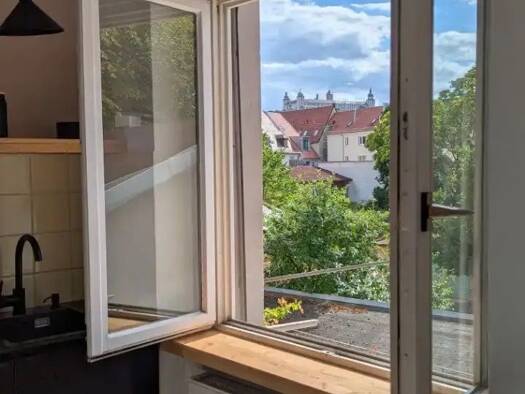 Wohnung zur Miete 1.350 € 2 Zimmer 53 m² Geschoss 1/4 frei ab 01.10.2026 Koellikerstraße 7 Altstadt Würzburg 97070