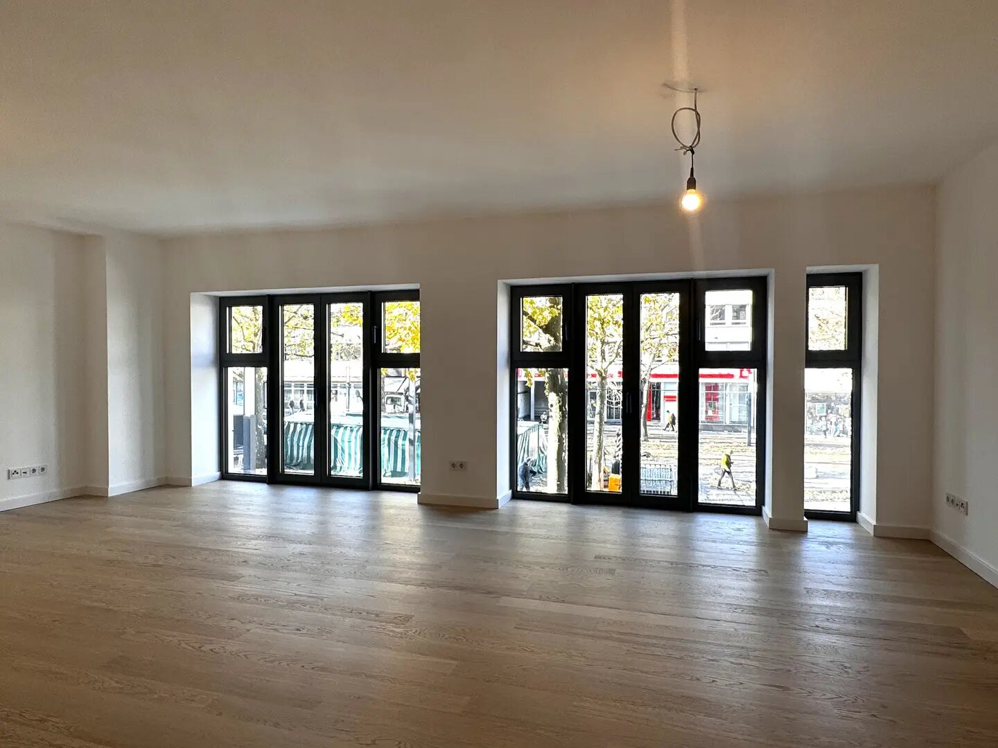 Wohnung zum Kauf provisionsfrei 150.000 € 2,5 Zimmer 84 m²<br/>Wohnfläche ab sofort<br/>Verfügbarkeit Neumarkt 14 Kernstadt Limburg 65549