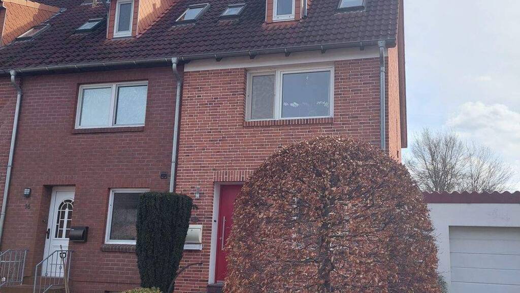 Reihenendhaus zum Kauf 239.000 € 5 Zimmer 95 m² 330 m² Grundstück Düsternort Delmenhorst 27749