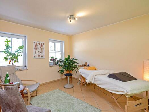 Studio zum Kauf 69.000 € 2 Zimmer 28 m² EG frei ab sofort Reinhardtsgrimma Glashütte 01768