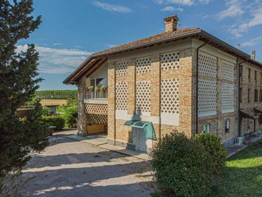Ferienhaus zum Kauf 350.000 € 3 Zimmer 284 m² 400 m² Grundstück frei ab sofort San Giorgio di Nogaro 33058