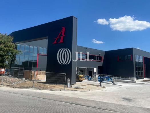 Lagerhalle zur Miete provisionsfrei 8,50 € 6.027 m² Lagerfläche teilbar ab 1.323 m² Genshagen Ludwigsfelde 14974