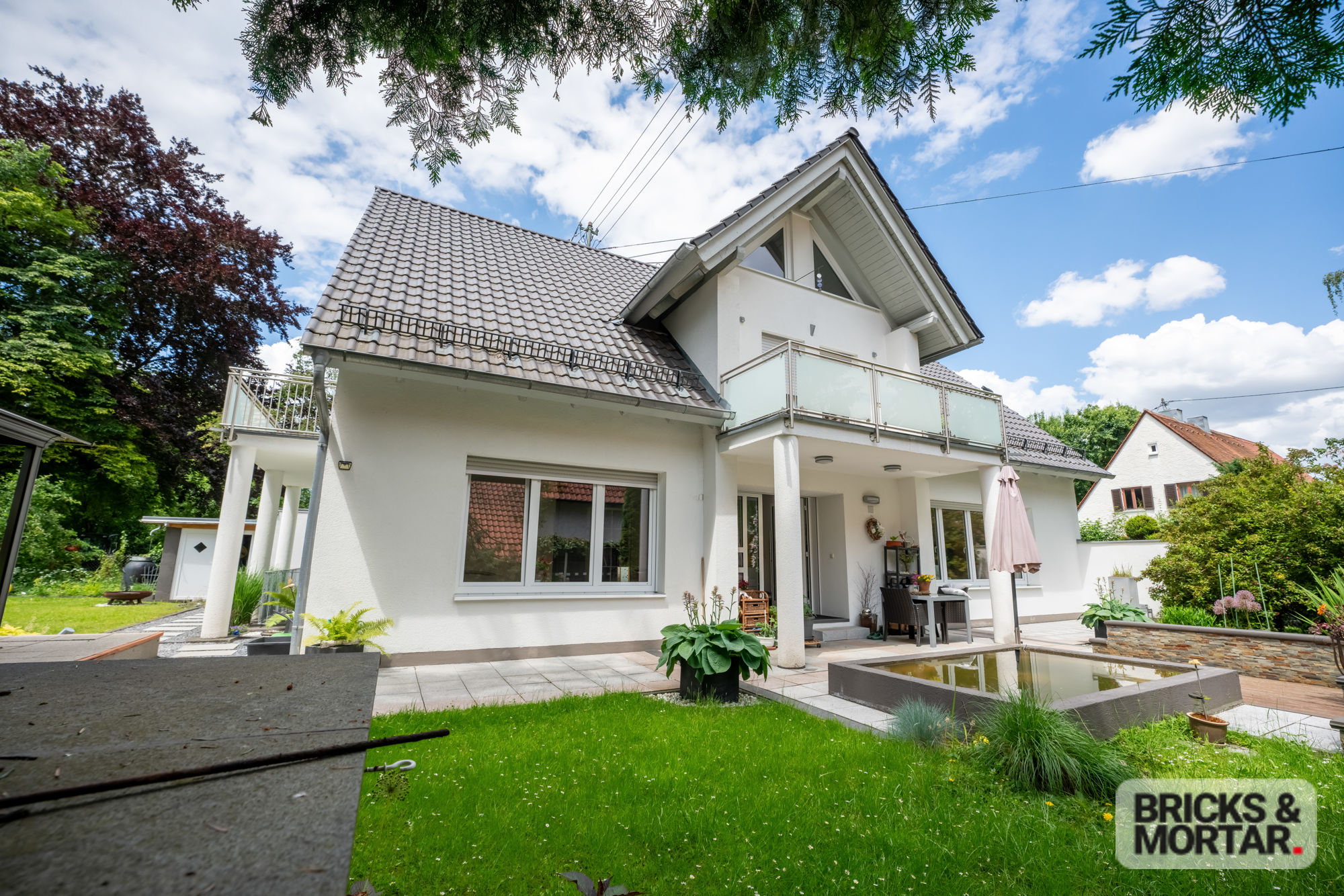 Mehrfamilienhaus zum Kauf 1.799.000 € 7 Zimmer 262,5 m²<br/>Wohnfläche 914 m²<br/>Grundstück Göggingen - Süd Augsburg 86199