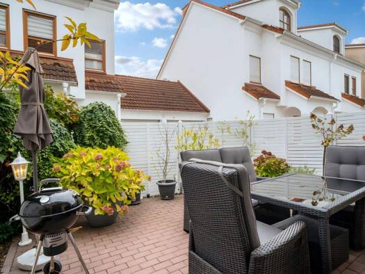 Wohnung zum Kauf 220.000 € 2 Zimmer 58 m² EG Gernsheim 64579