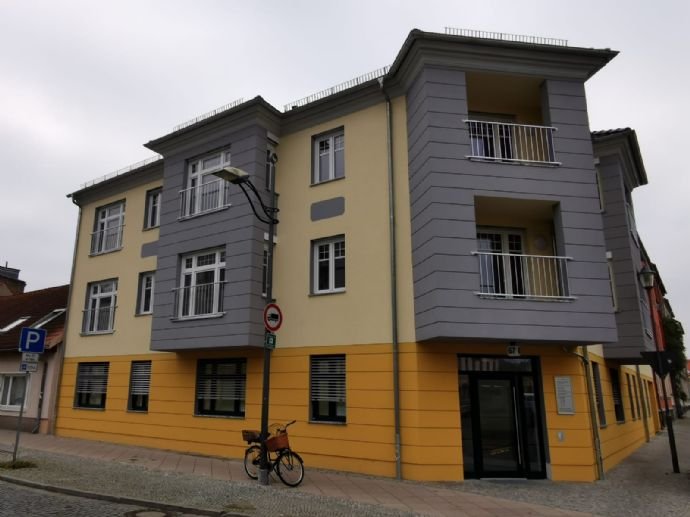 Wohnung zur Miete 1.247 € 4 Zimmer 113,4 m²<br/>Wohnfläche 1.<br/>Geschoss 01.04.2025<br/>Verfügbarkeit Luckenwalde Luckenwalde 14943