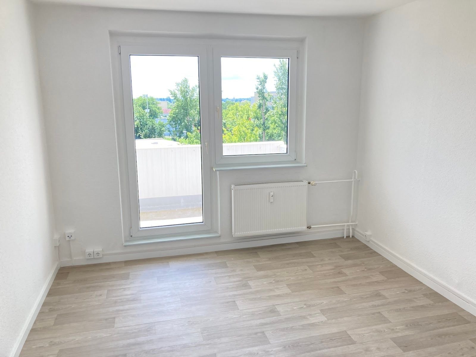 Wohnung zur Miete 369 € 2 Zimmer 61,4 m²<br/>Wohnfläche 4.<br/>Geschoss Olvenstedter Chaussee 151 Sternbogen Magdeburg 39130