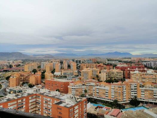Wohnung zur Miete 900 € 3 Zimmer 106 m² 21. Geschoss Alicante 03005