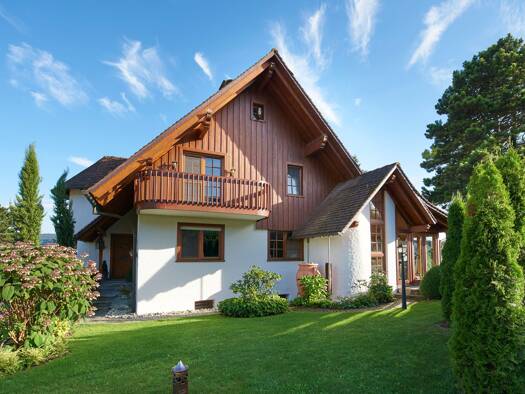 Villa zum Kauf 1.590.000 € 9 Zimmer 223 m² 1.320 m² Grundstück Horn Gaienhofen 78343