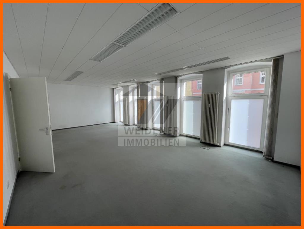 Bürofläche zur Miete provisionsfrei 410 € 3 Zimmer 81,2 m²<br/>Bürofläche ab 81,2 m²<br/>Teilbarkeit Heinrich-Knauf-Straße 14 Südbahnhof / Reichsstraße Gera 07545