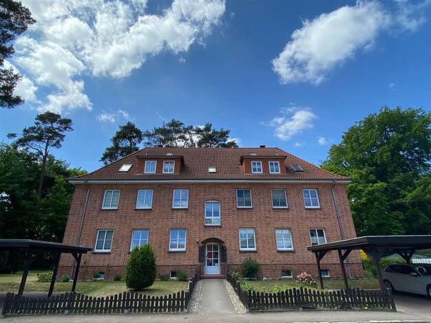 Wohnung zur Miete 731 € 4 Zimmer 86 m² 1. Geschoss frei ab 01.08.2025 Rövertannen Rövertannen Güstrow 18273