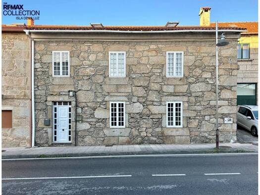 Villa zum Kauf 347.000 € 6 Zimmer 352 m² 521 m² Grundstück Vilanova de Arousa 36614