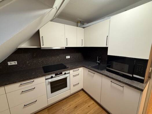 Wohnung zur Miete 850 € 2 Zimmer 48 m² Geschoss 3/4 frei ab sofort Innenstadt Fürth 90762