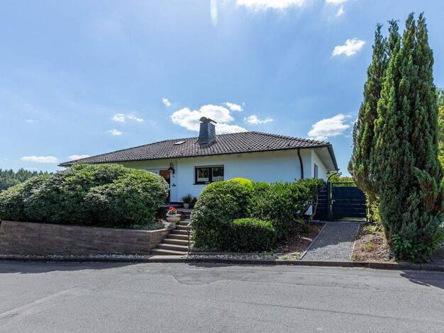 Bungalow zum Kauf 795.000 € 5 Zimmer 158 m² 1.270 m² Grundstück Neunkirchen Neunkirchen-Seelscheid 53819