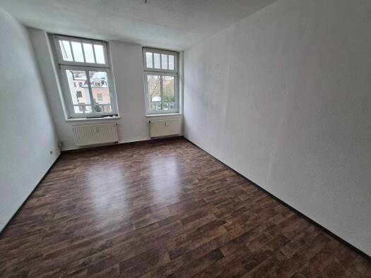 Wohnung zur Miete 300 € 2 Zimmer 60,5 m² 2. Geschoss frei ab sofort Alfred-Brodauf-Straße 22 Aue 08280