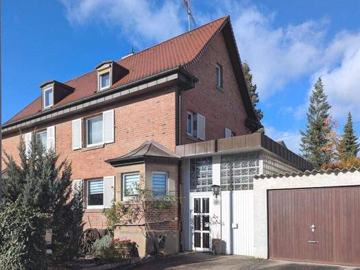 Doppelhaushälfte zum Kauf 465.000 € 4,5 Zimmer 130 m² 301 m² Grundstück Böblingen 71032