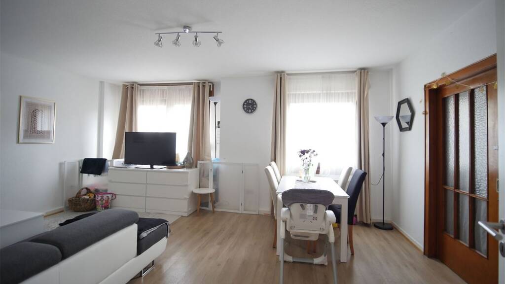 Wohnung zur Miete 650 € 3 Zimmer 81 m² 1. Geschoss frei ab 01.06.2026 Innenstadt Neunkirchen 66538